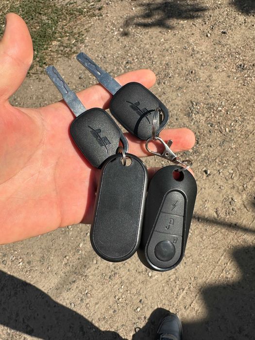 Електроскутер BILLGARY 83 600W/60V/20Ah