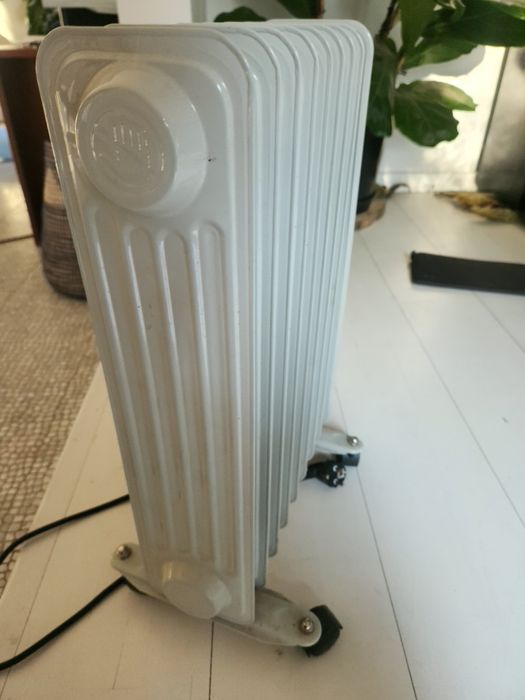 Sprzedam sprawny grzejnik olejowy marki Volteno z 11 żeberkami