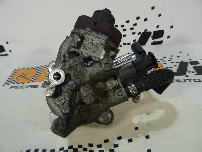 Bomba injetora BMW 1 (F20)