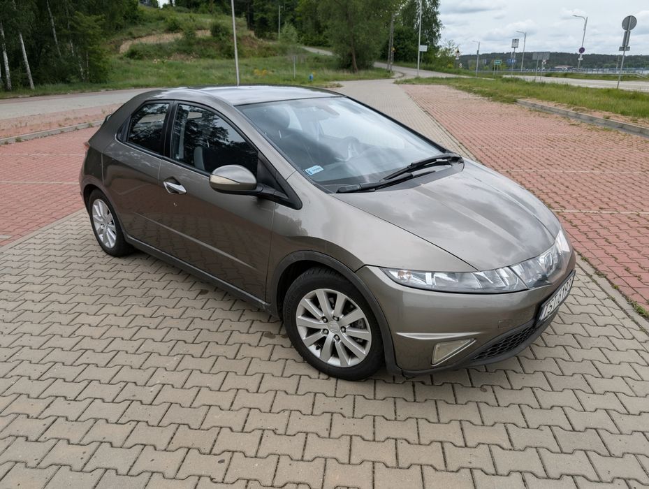 Honda Civic VIII ufo 1.8 benzyna