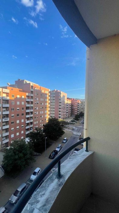 Apartamento T1 Lamaçães, Makro