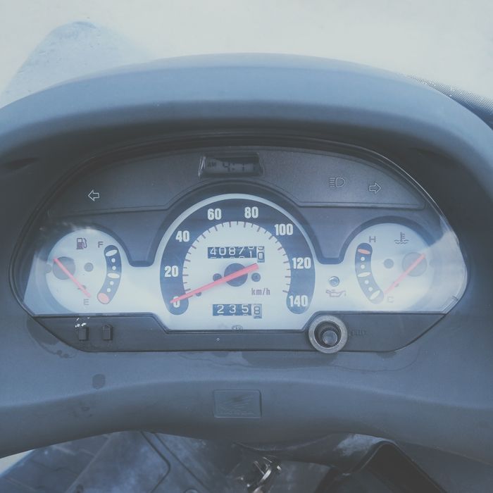 Honda FES 125 katb