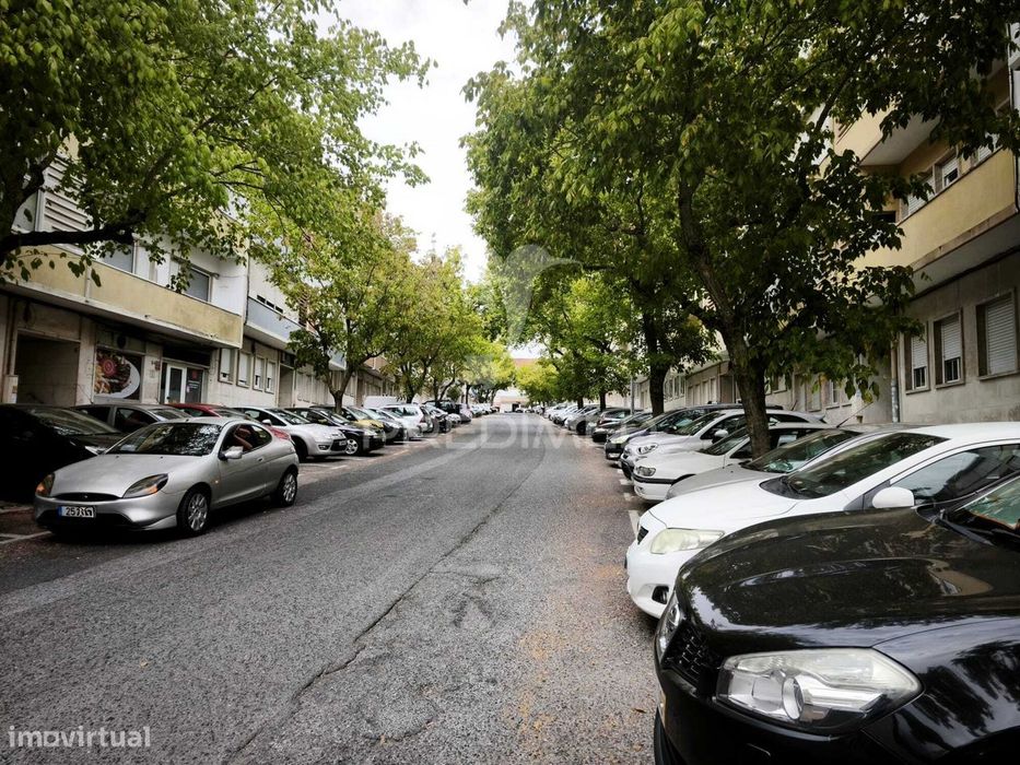 T3 Totalmente Remodelado | Amadora | Espaço Exterior | 359.000 €