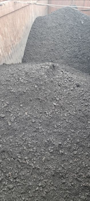 Zuzel szlaka na utwardzenie drogi lub placu