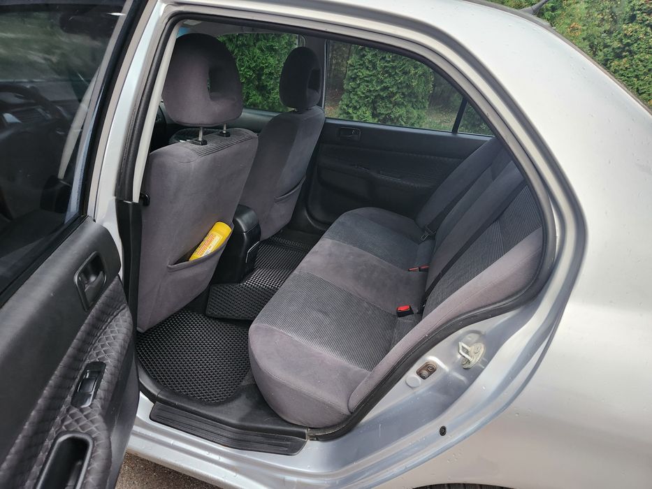 Mitsubishi LANCER 9