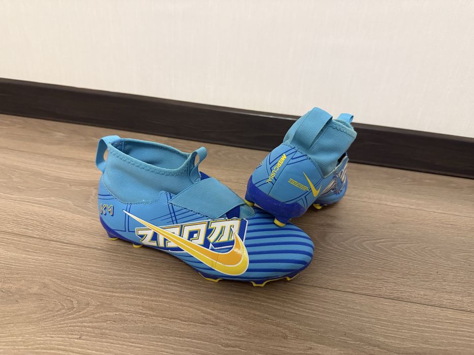 Бутси без шнурків Nike mercurial zoom 38 розмір