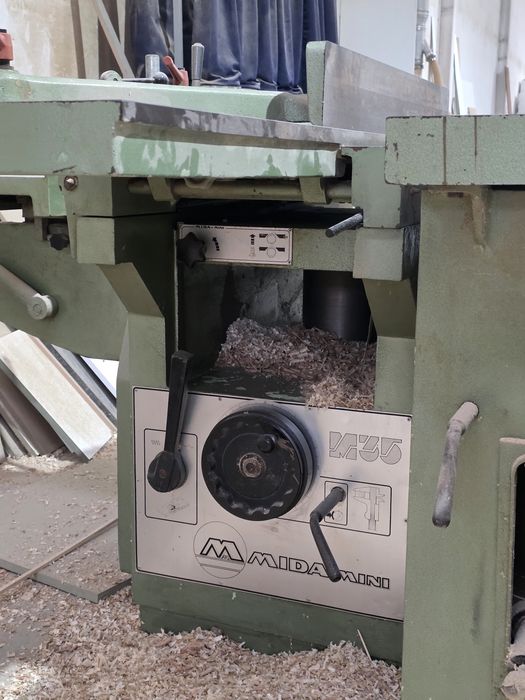 Universal Mida 35