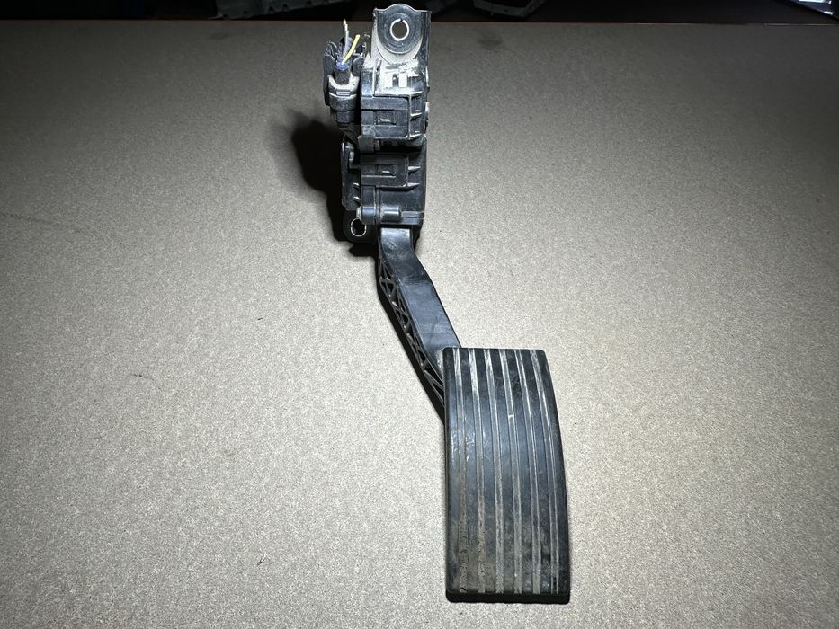 Pedal Mitsubishi Fuso Apm40-303