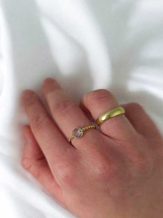 Złoty pierścionek z topazem pr.585 DALL’ACQUA AN247649