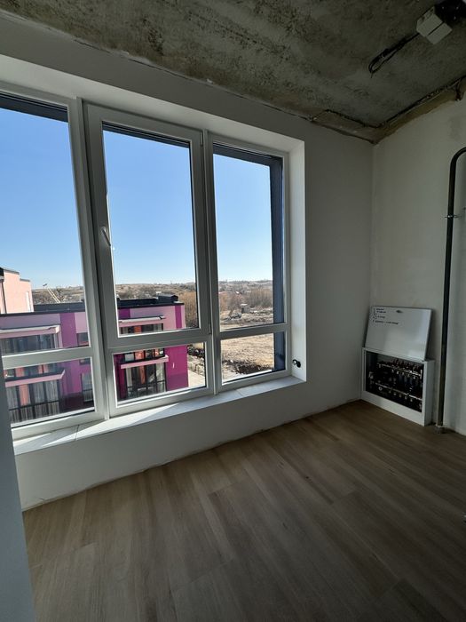 Продаж! Однокімнатна квартира з частковим ремонтом 47м2