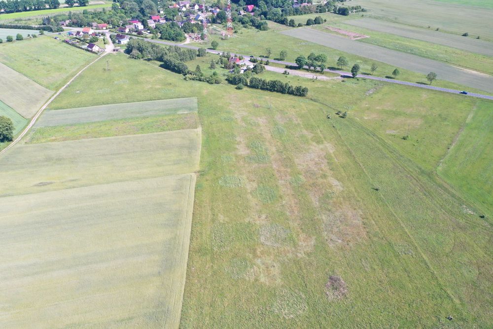 Działka rolna (węzeł Wicimice trasy S-6) na sprzedaż