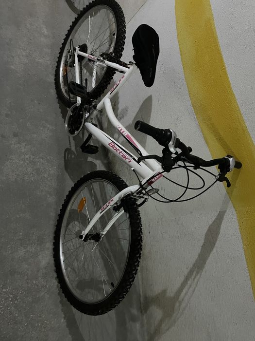 Bicicleta semi nova