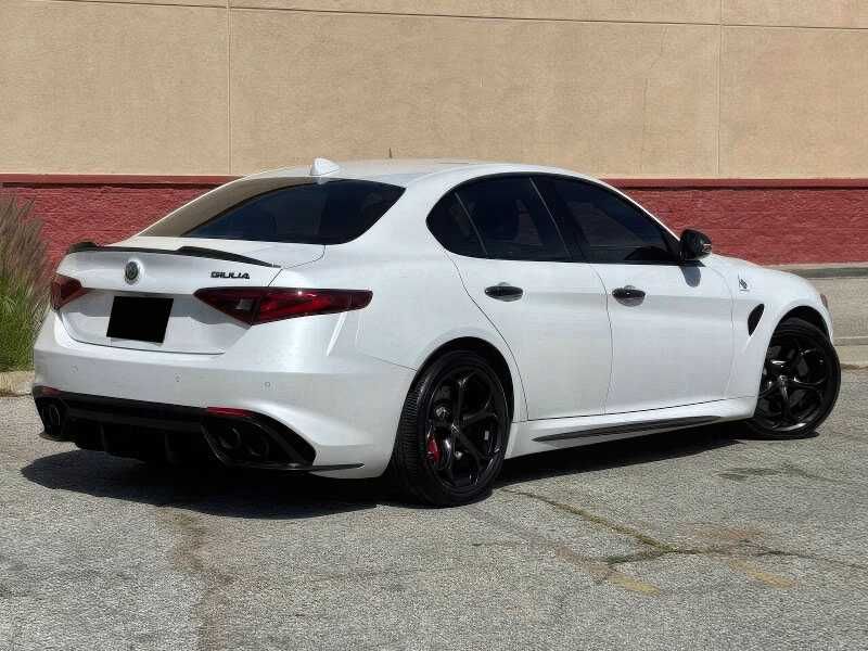 2018 Alfa Romeo Giulia Quadrifoglio