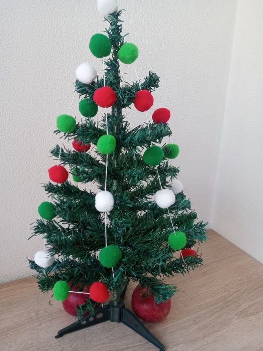 Ялиночка  штучна , нова-52 см. Дві шт. в наявності.