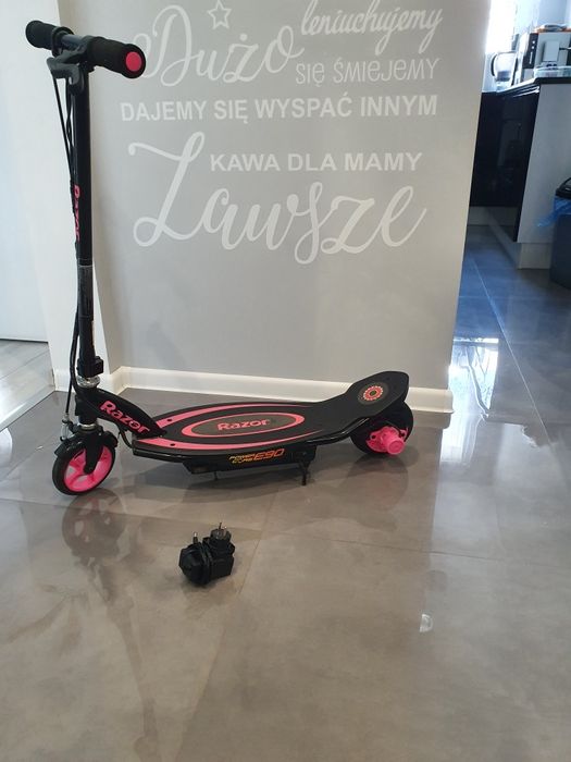 Hulajnoga Razor Power Core E90 - Pink