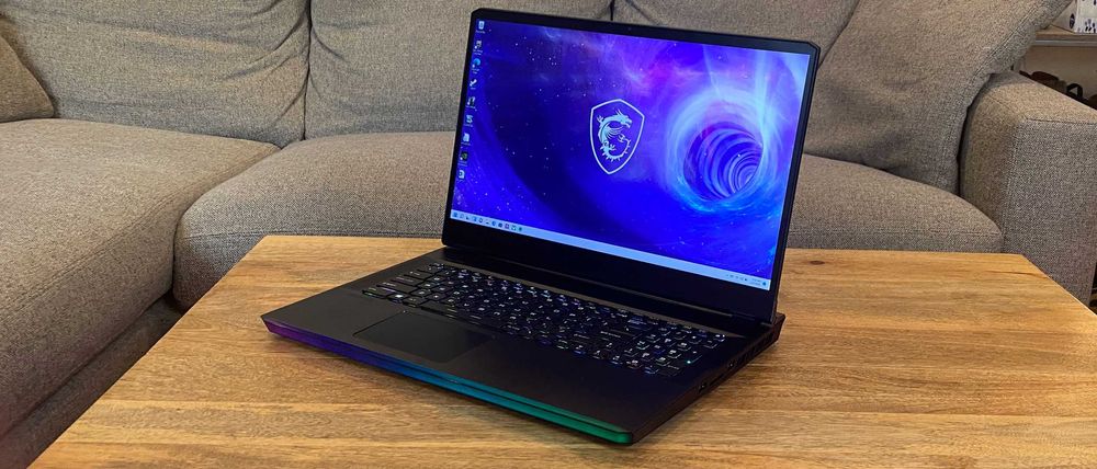 MSI Raider GE76 12UGS Gamer