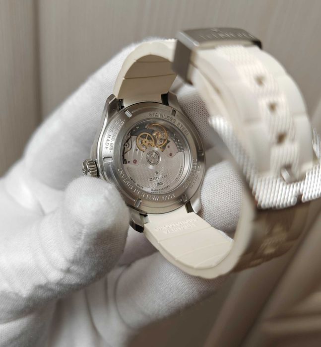 Жіночий годинник Zenith Defy Classic 38mm Lady Automatic Diamonds