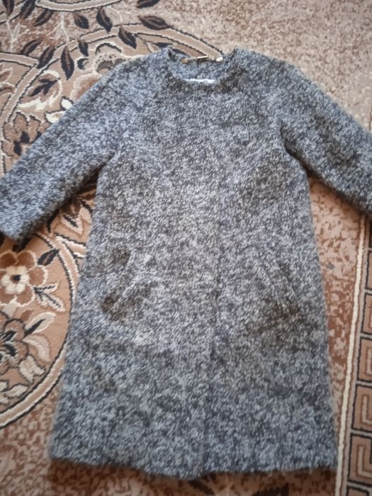 Продам пальто 42 размер