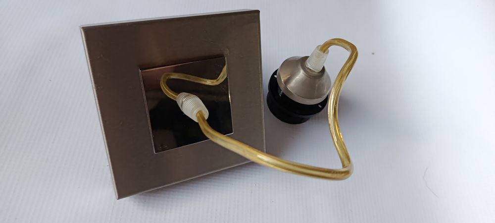 Candeeiro de Teto com Base em Inox Escovado - Como Novo!