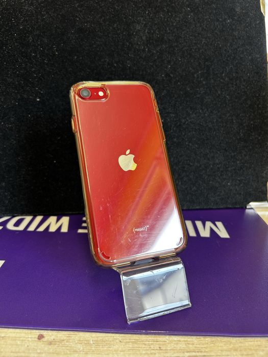 iPhone SE 2022 + etui