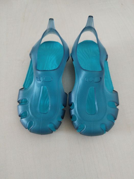 Buty na basen nabaiji Nowe