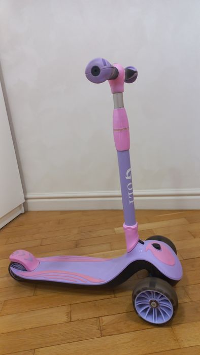 Самокат триколісний iTrinke