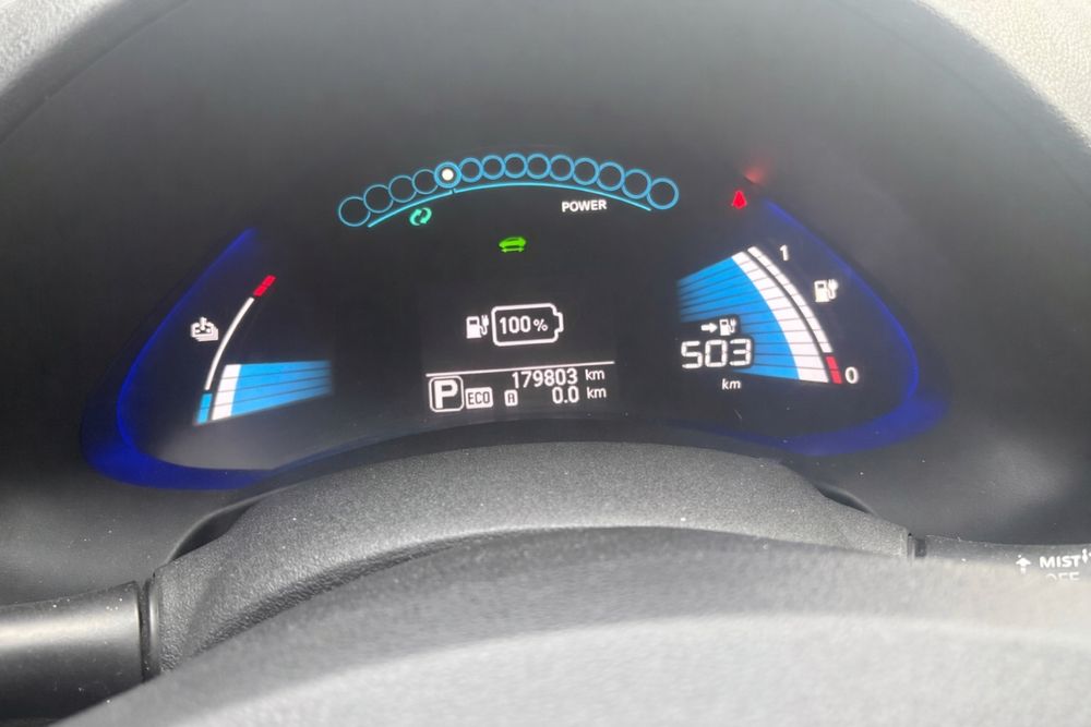 Nissan leaf 2013р.