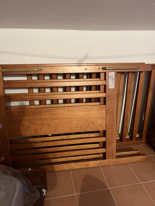 Cama para bebe/crianca ate aos 10 anos.