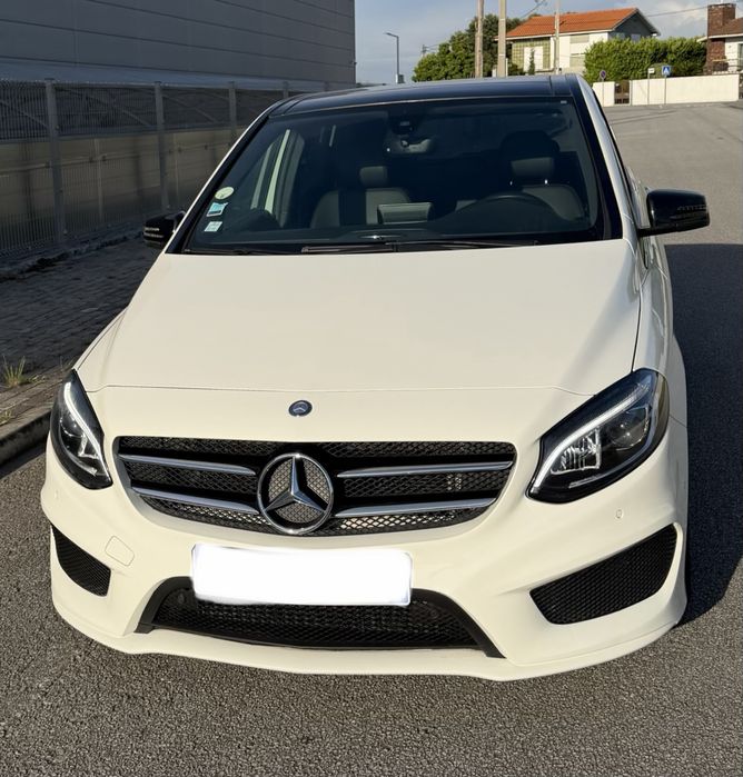 Mercedes-Benz B200d AMG