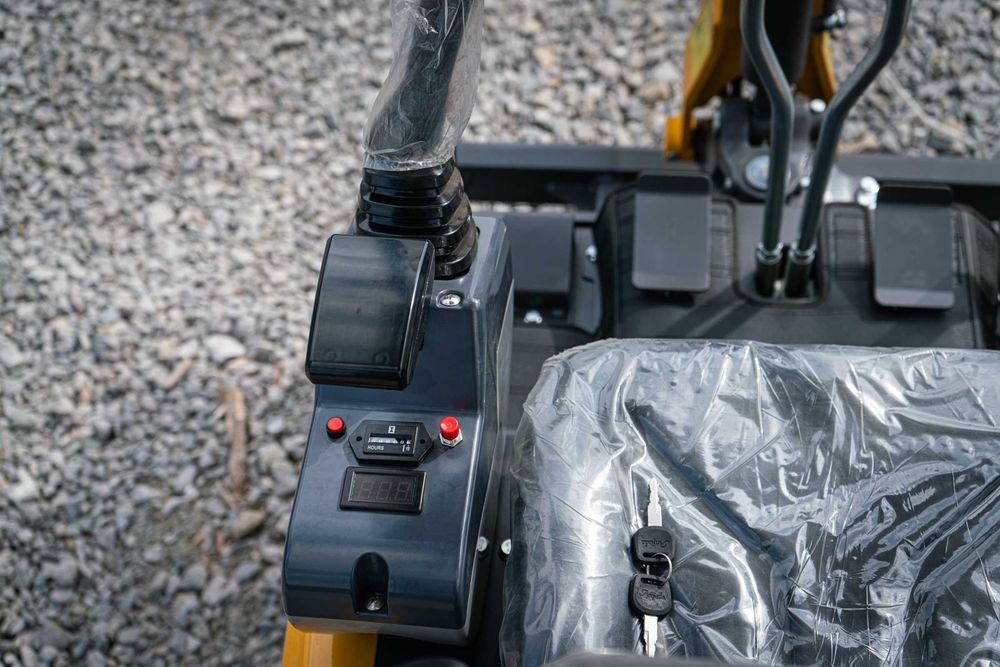 Mini Koparka Berger Kraus BK1000JS JOYSTICK skrętne ramie z łyżka 380m