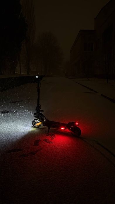 Продам електросамокат