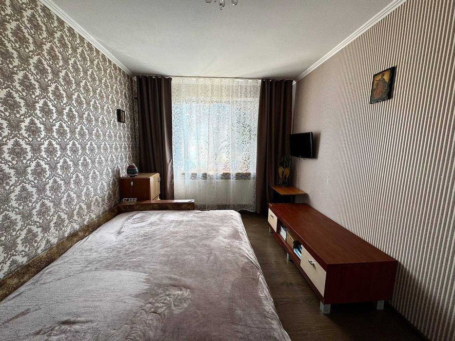 Продам просторий будинок для великої родини — передмістя Рівного.