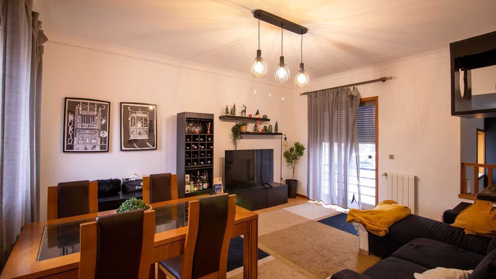 Moradia T4 para arrendar em Espinho