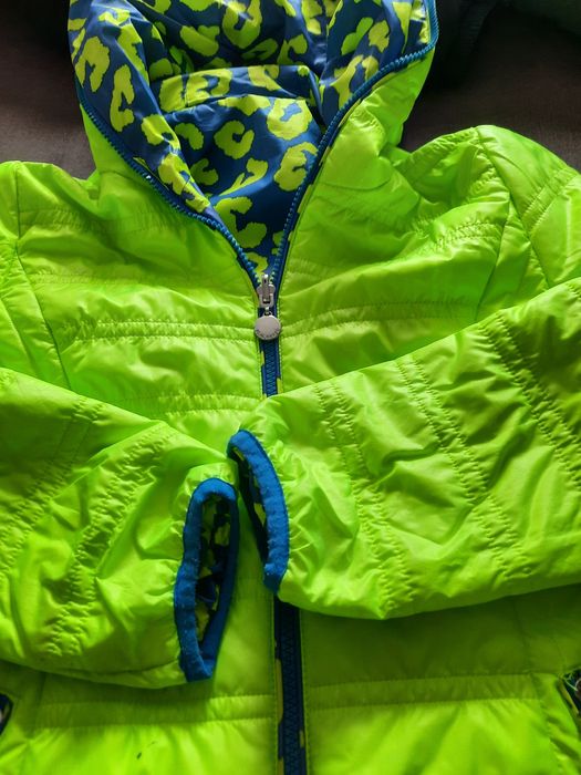 Куртка ,ветровка