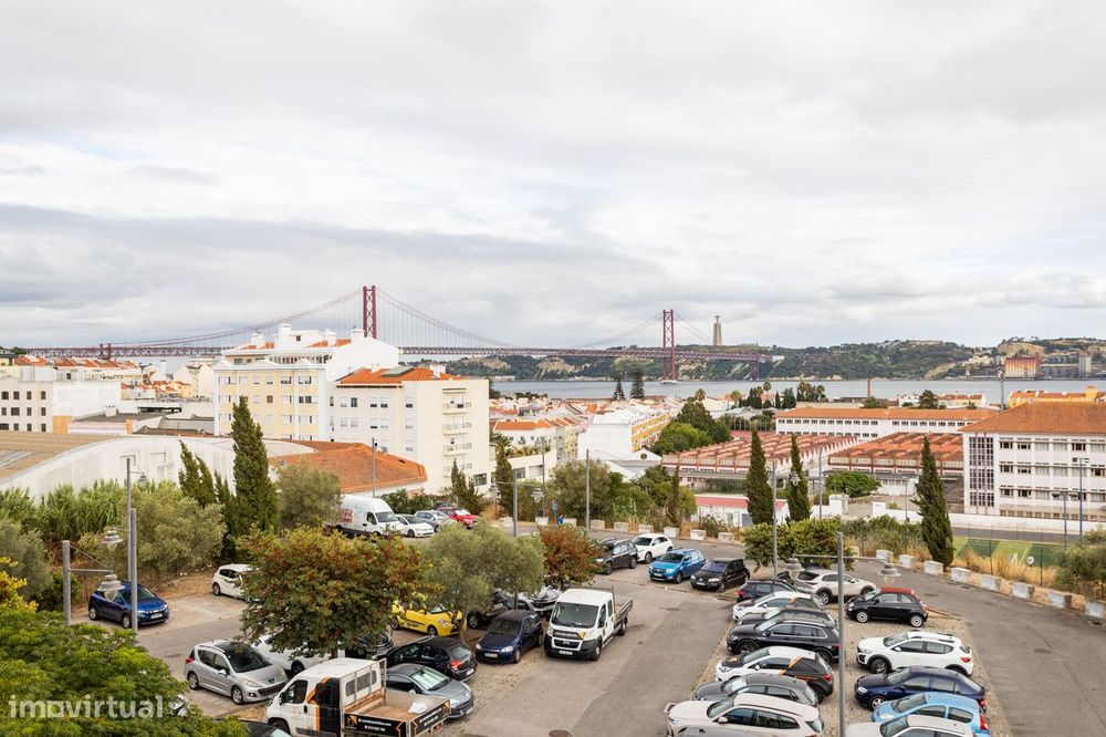 T2 para Arrendar em Zona Tranquila e Central, com Varandas e 76 m², Id