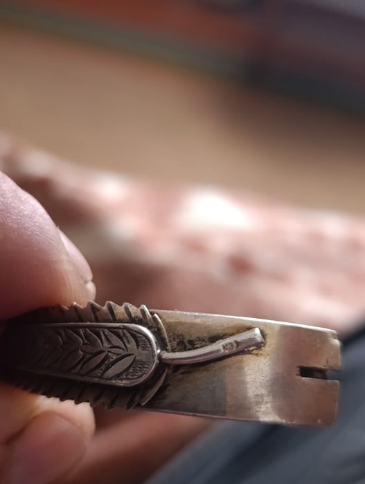 Продам брослет срібний.