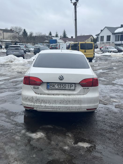 Volkswagen Jetta 2010 року