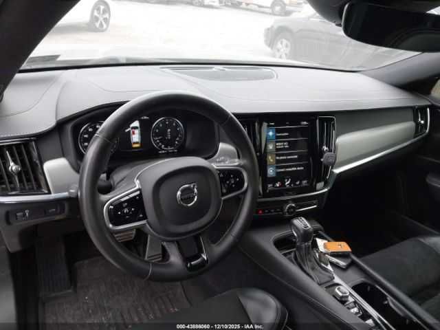 Volvo V90 T6 R-Design 2021