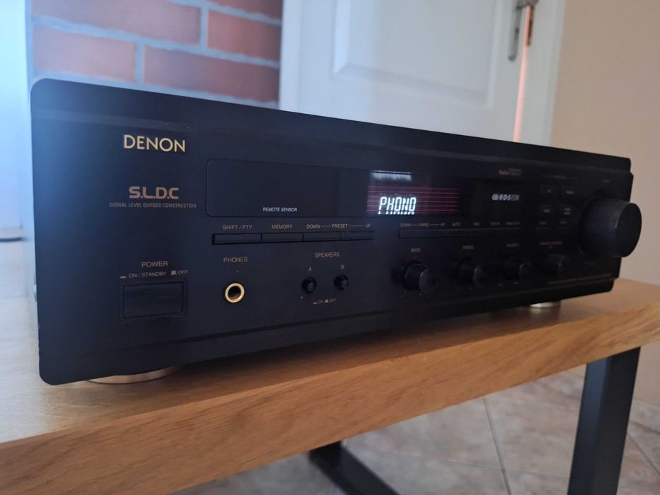 amplituner Denon DRA-1000