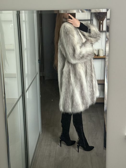 Sztuczne futro srebrne