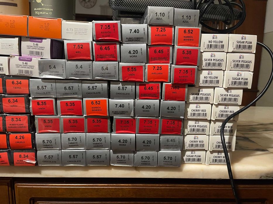 Tintas para Cabelo + Pranchas de Alisamento