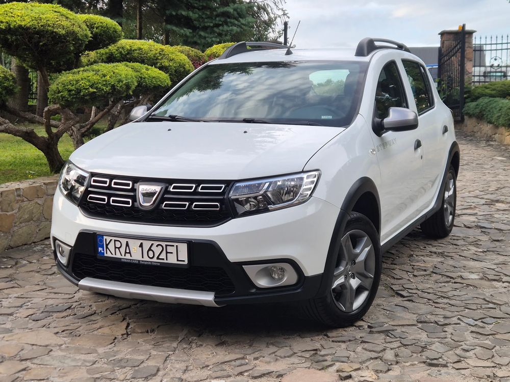 Dacia Sandero Stepway TCe 90 (S&S) Celeb
