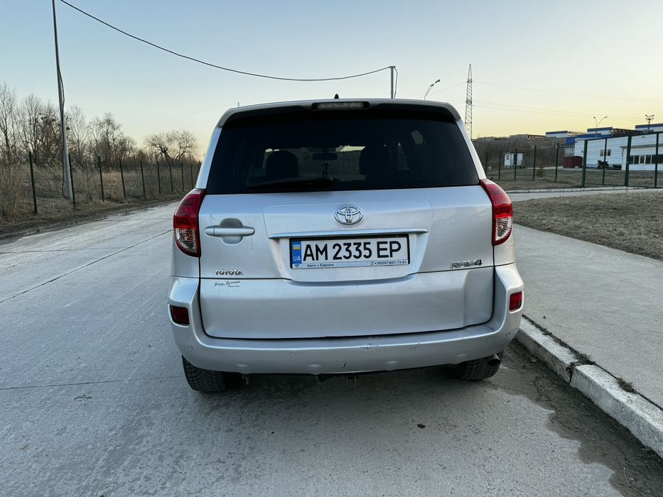 Toyota rav 4 2.2  дизель 2009 рік d4d