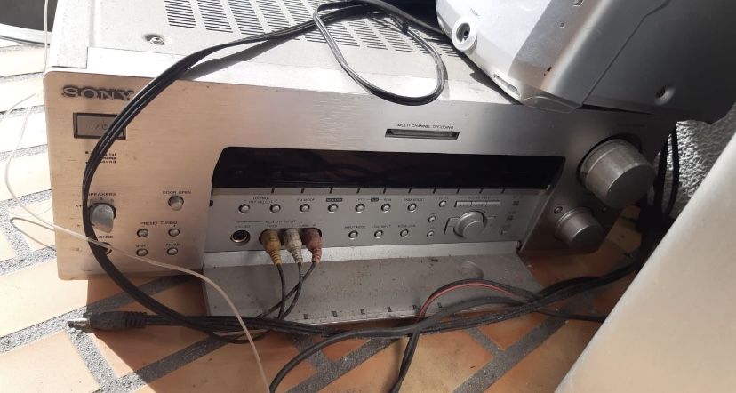 Conjunto de som, aparelhagem, coluna Pionner e Sony em bom estado