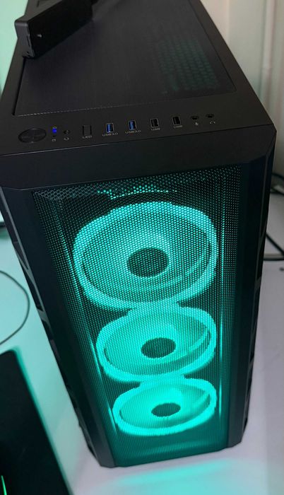 Komputer gamingowy r5 9600x rx 9060xt 32 GB RAM M2 1TB