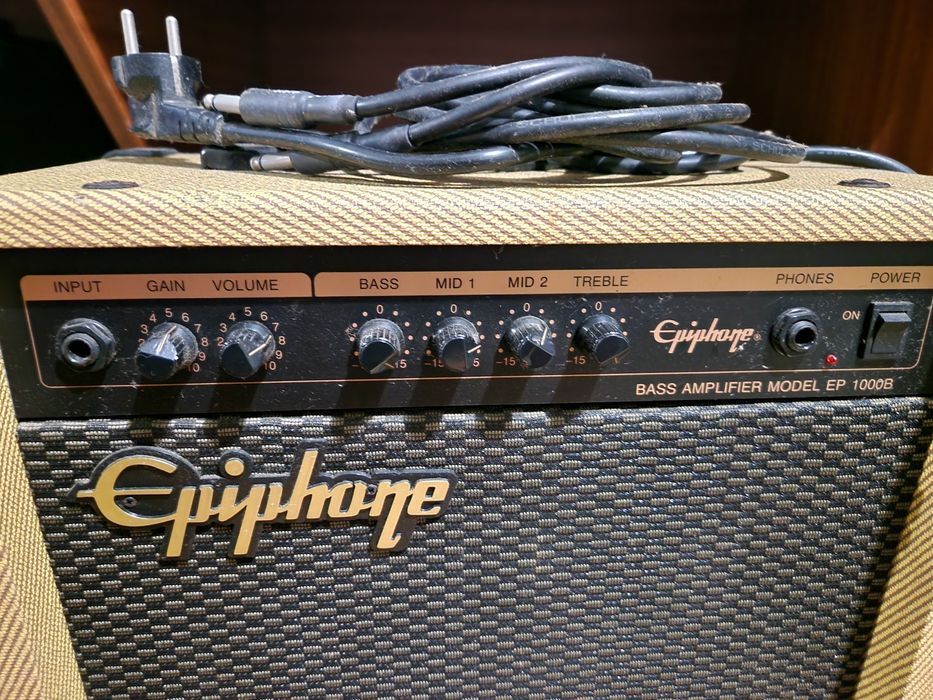 Amplificador Epiphone EP 1000B (baixo)