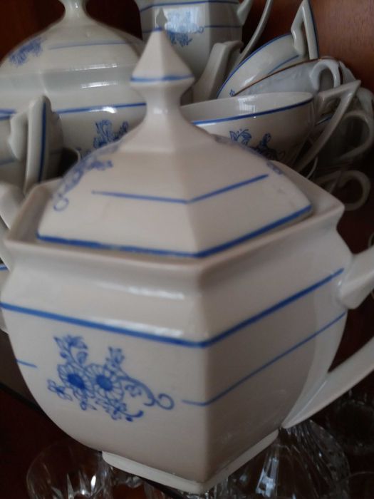 Serviço de chá completamente novo