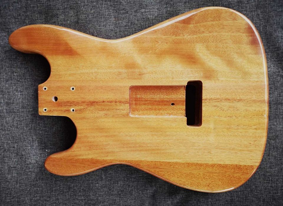 Corpo de Stratocaster em Bordo  Natural - RESERVADO