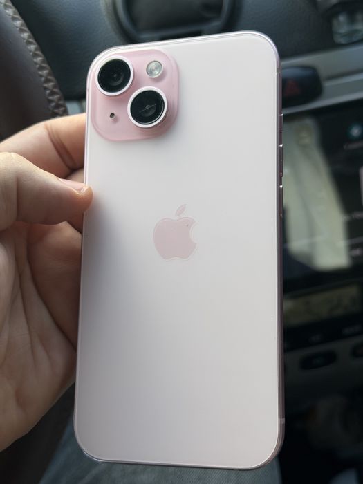 Iphone 15 на запчастини