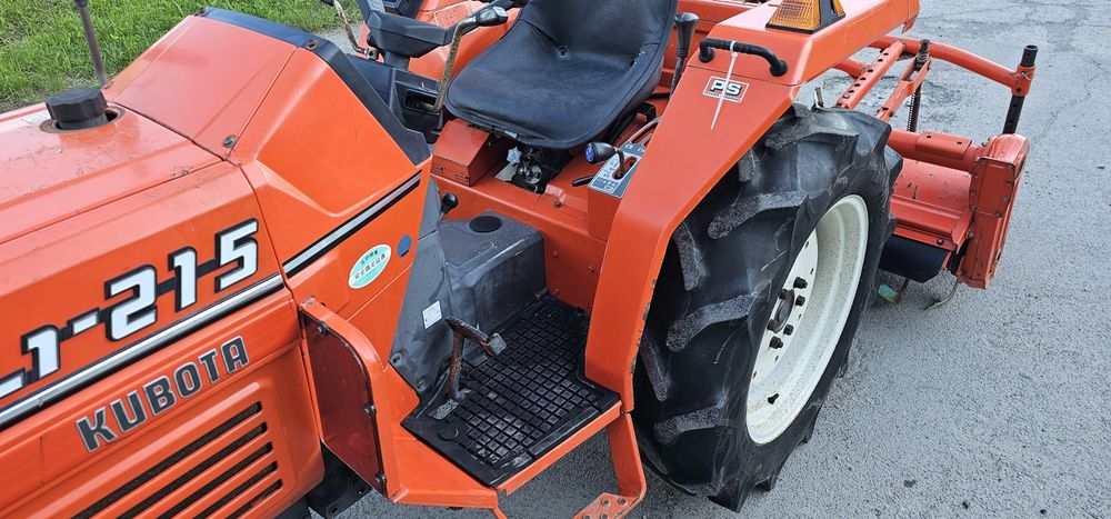 Kubota L1 215 мінітрактор Трактор Японський